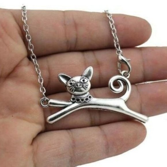 Silver Cat Necklace Vintage Style Cat Necklace - Picture 2 of 3